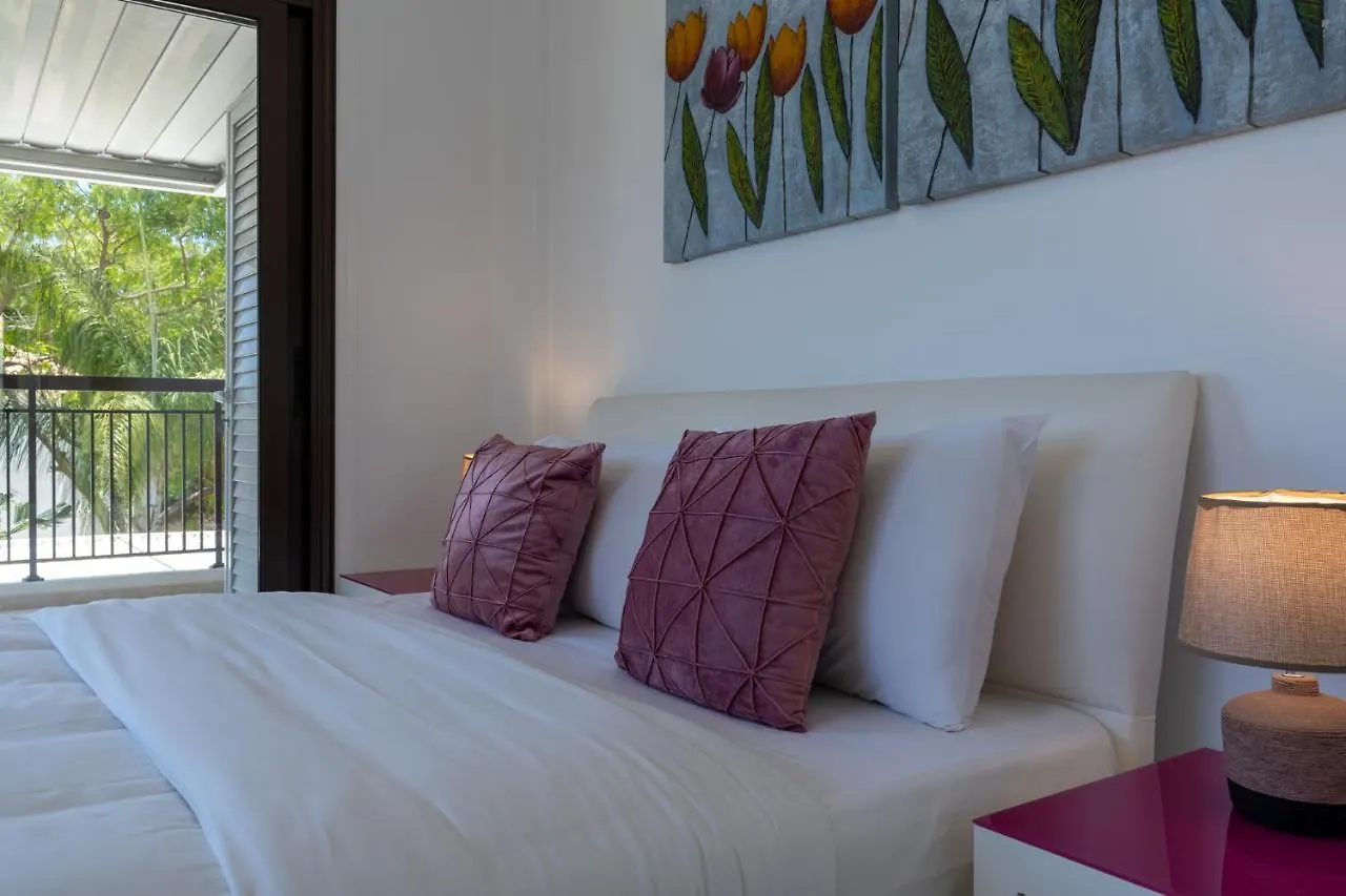 Lime 3-Bedroom Villa In פרוטאראס 0*,  קפריסין